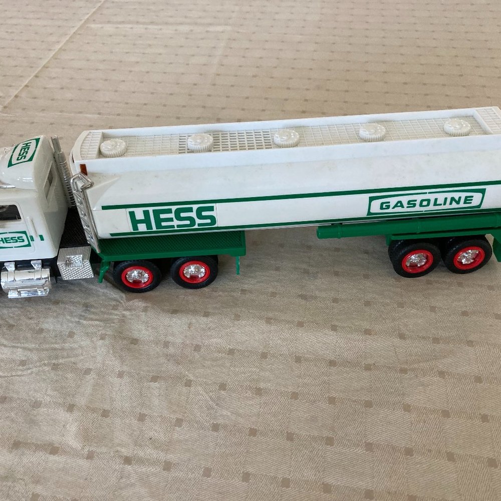 Vintage Hess Toy Tanker Truck, Vintage 1989, Like NEW